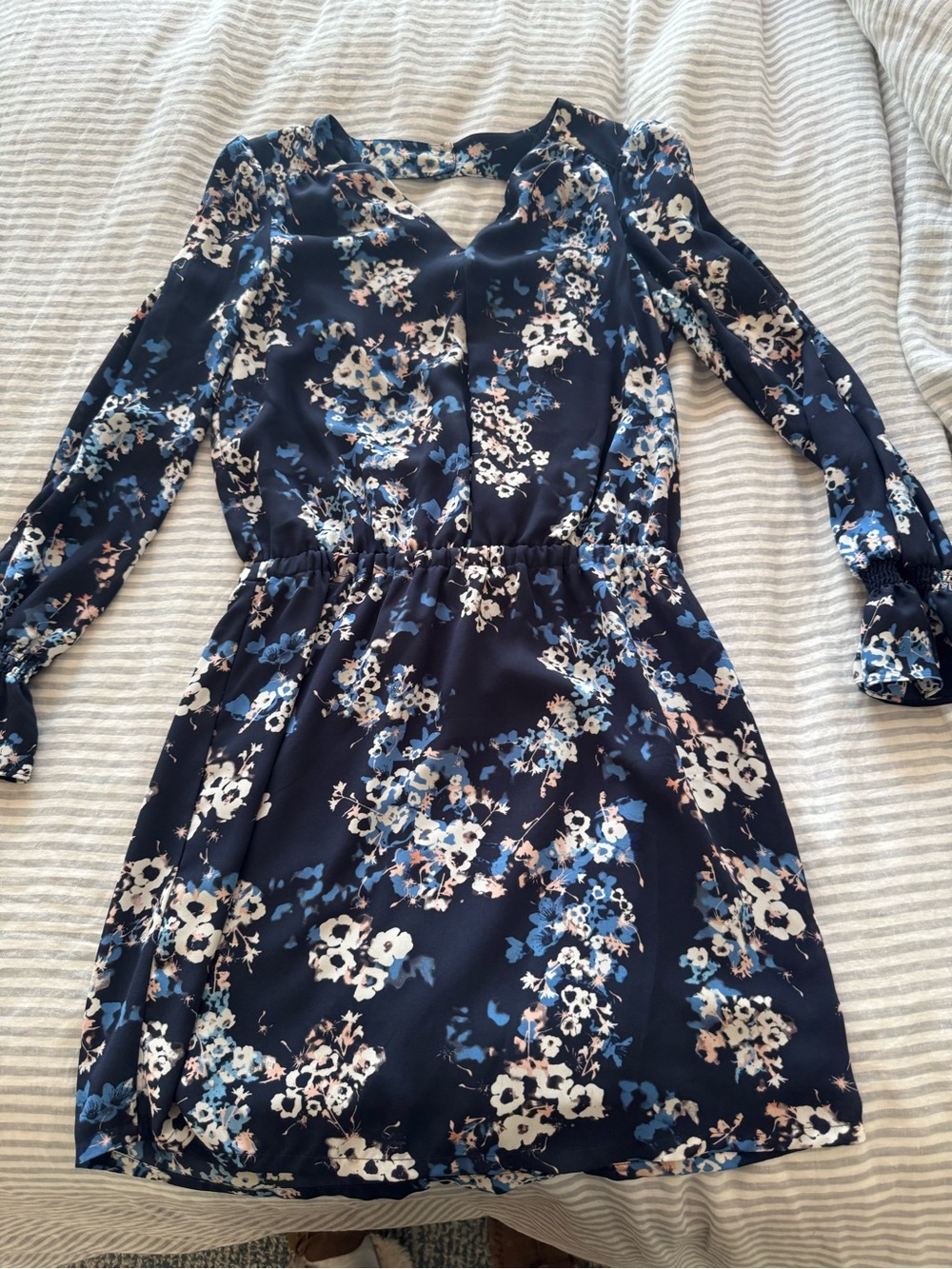 Lila Rose Navy Floral Long-Sleeve Dress